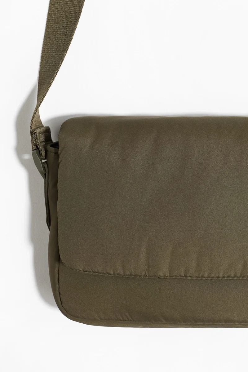 اتش اند ام حقيبة كروس بودي